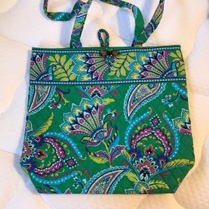 Vera Tote in Emerald Paisley